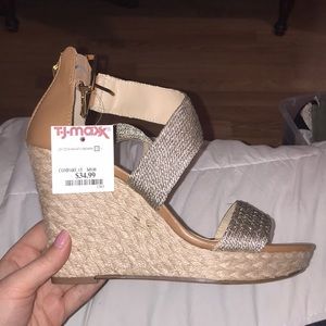 Jessica Simpson wedges